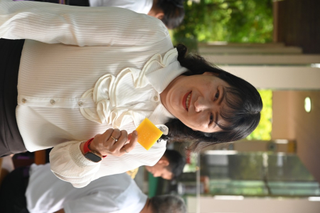DSC 4710 Medium