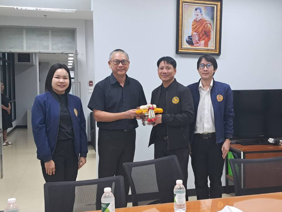 นายอำเภอกำแพงแสน เข้าพบรองอธิการบดีวิทยาเขตกำแพงแสน เพื่ออำลาก่อนย้ายไปรับตำแหน่งนายอำเภอนครชัยศรี