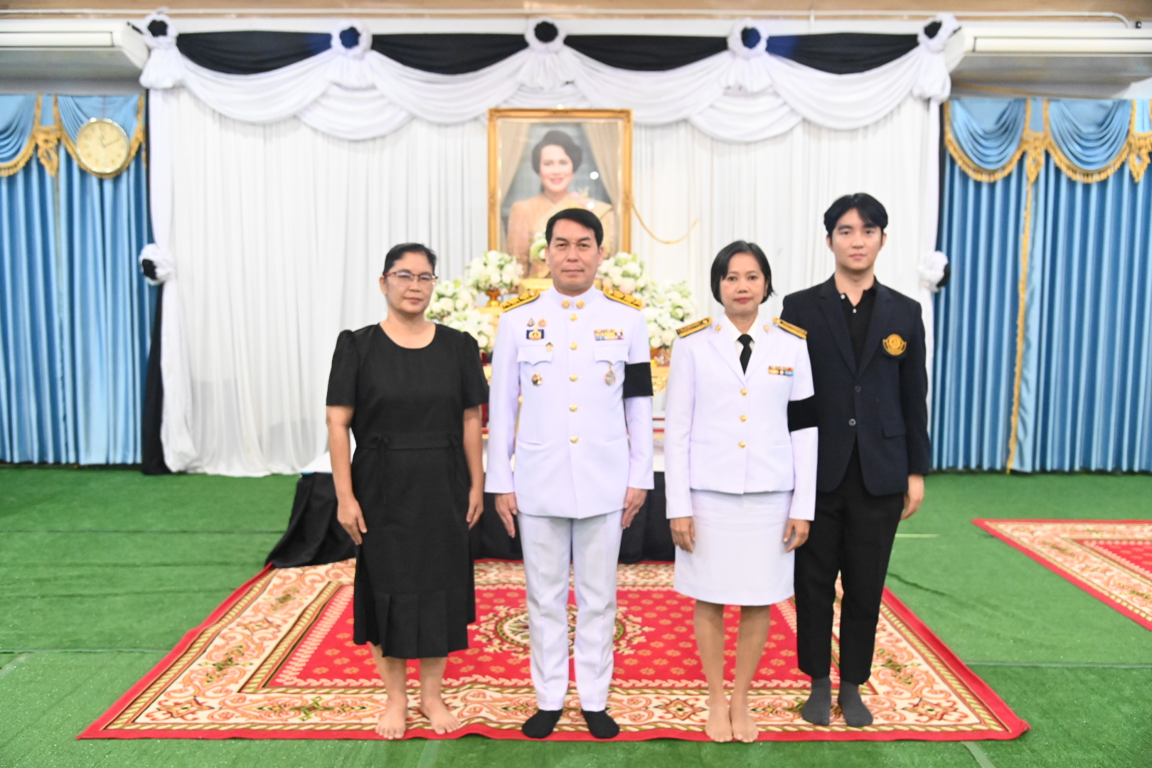 ม.เกษตรกำแพงแสน ร่วมพิธีบำเพ็ญกุศลเพื่ออุทิศถวายพระราชกุศลสตมวาร 100 วัน ณ ศาลาการเปรียญวัดบ่อน้ำจืด อำเภอกำแพงแสน